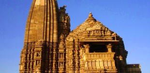 Vamana Temple - Khajuraho 01